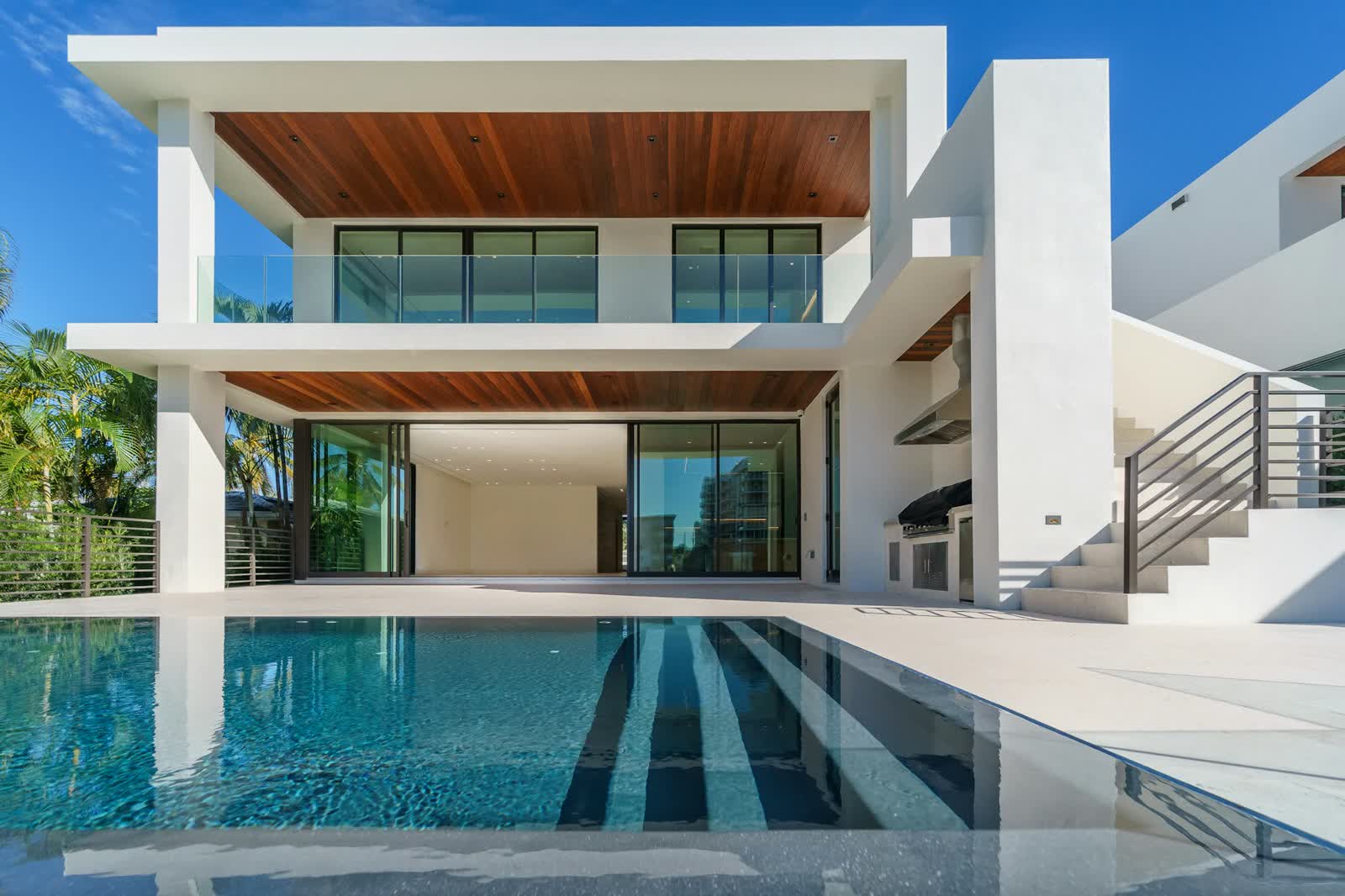 Contemporary Mediterranean villa with infinity pool above the coast